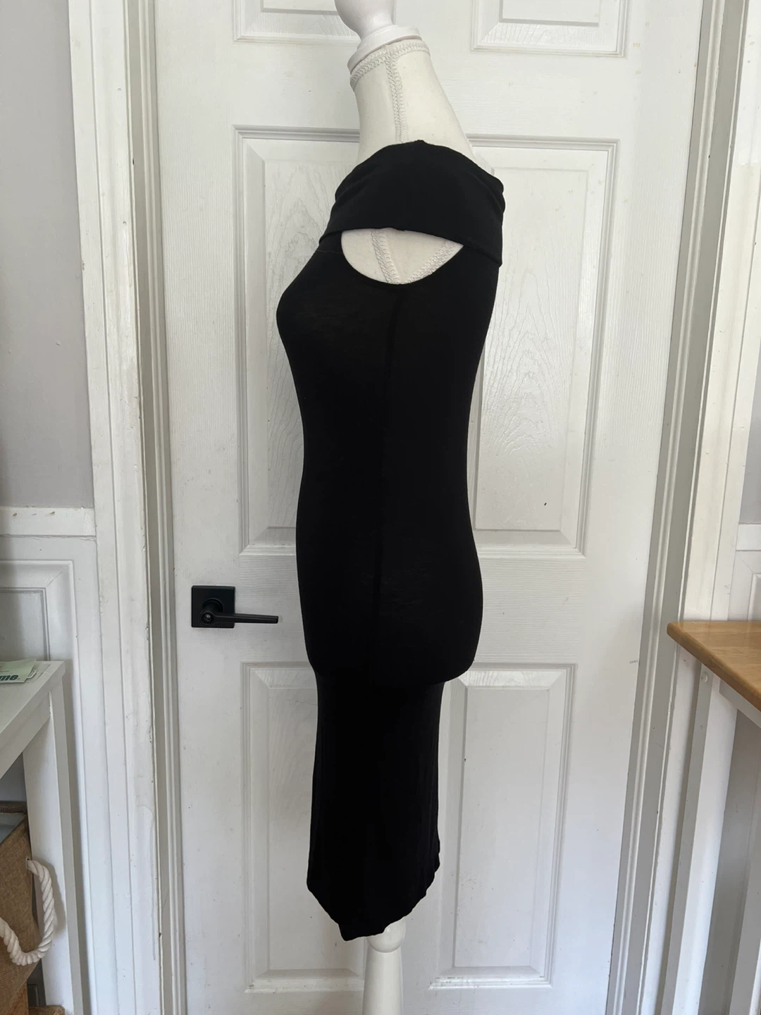 Black Off-the-Shoulder Bodycon Dress - photo 2