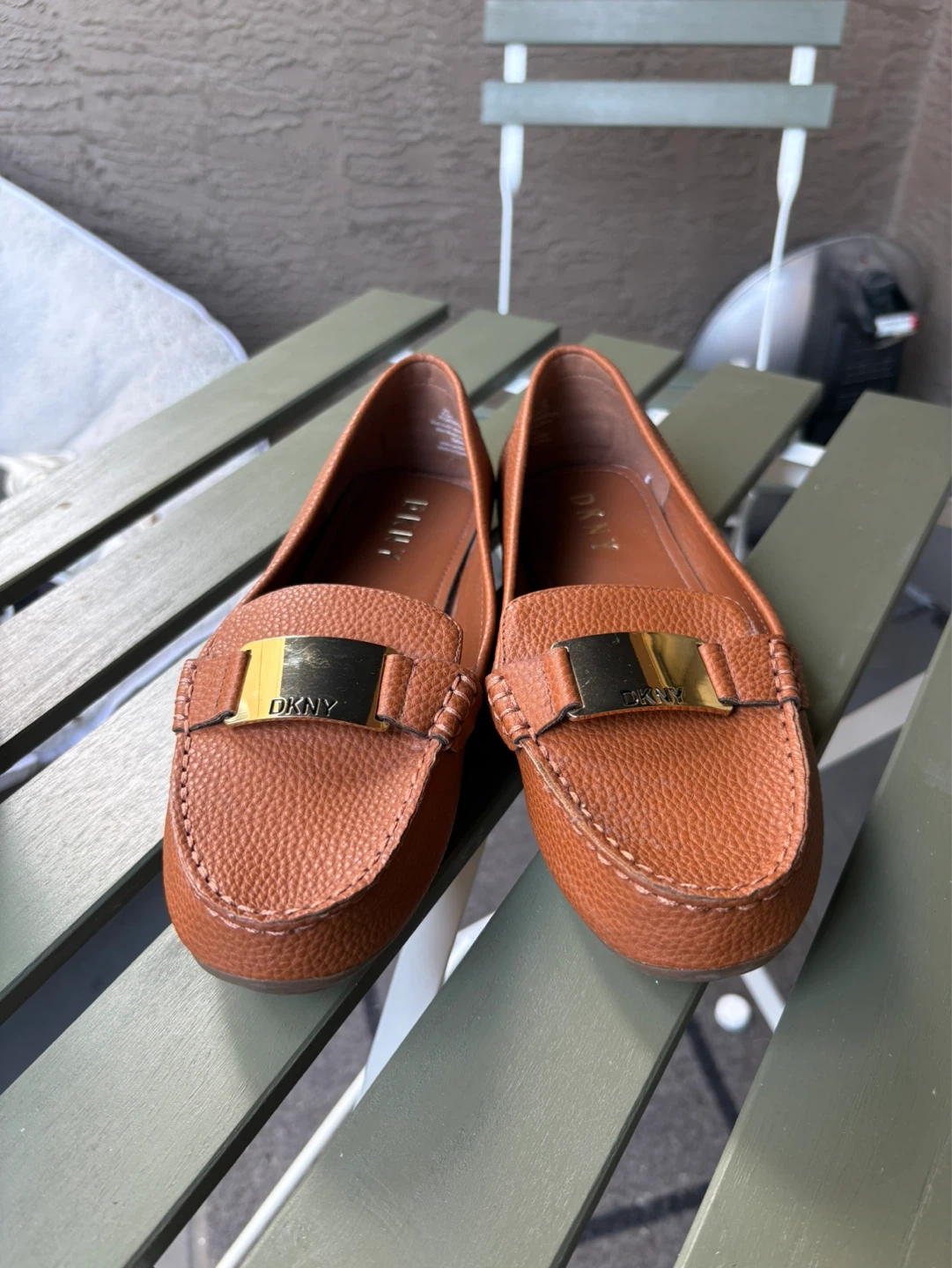 DKNY Women's Tan Loafers Size 8