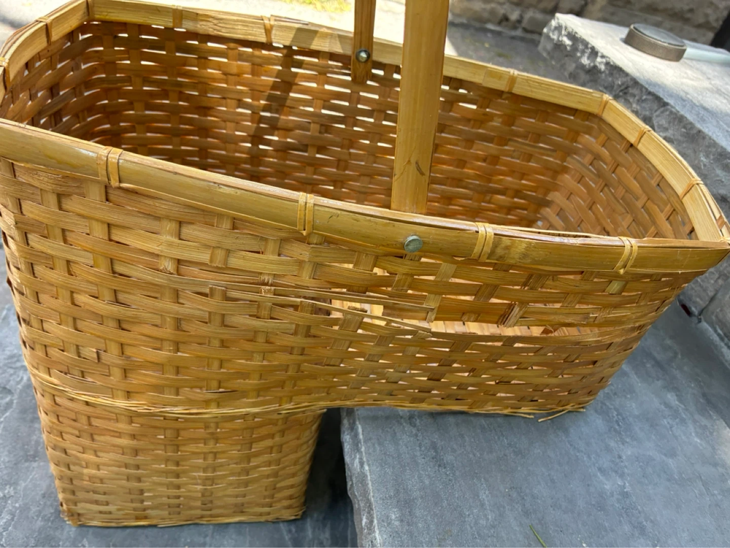 $4 Stair Step Basket Swivel Handle PLANTER Woven Carrier garden - photo 3