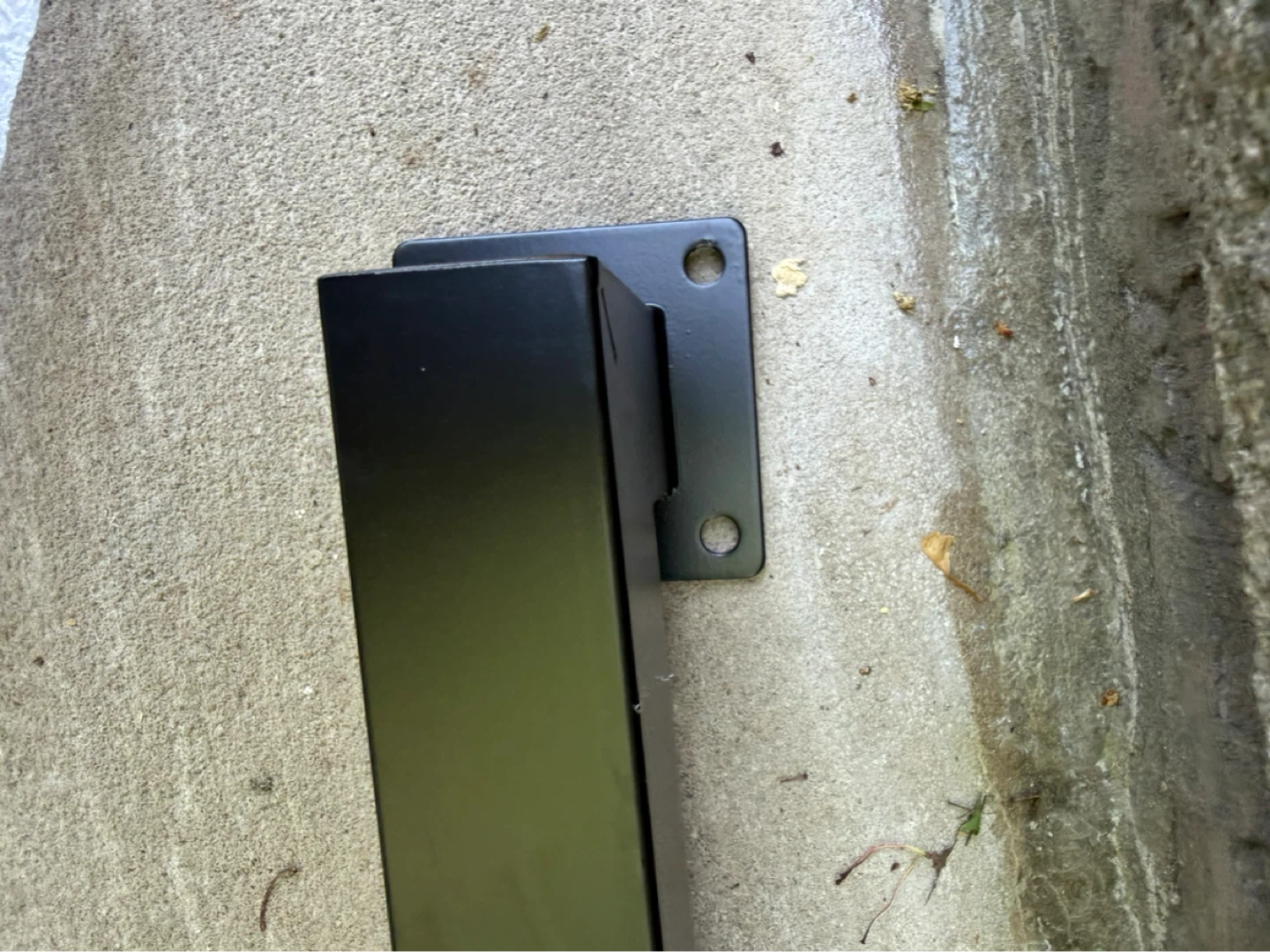 10 New Black Aluminum Railing Posts – Adjustable Brackets - photo 4