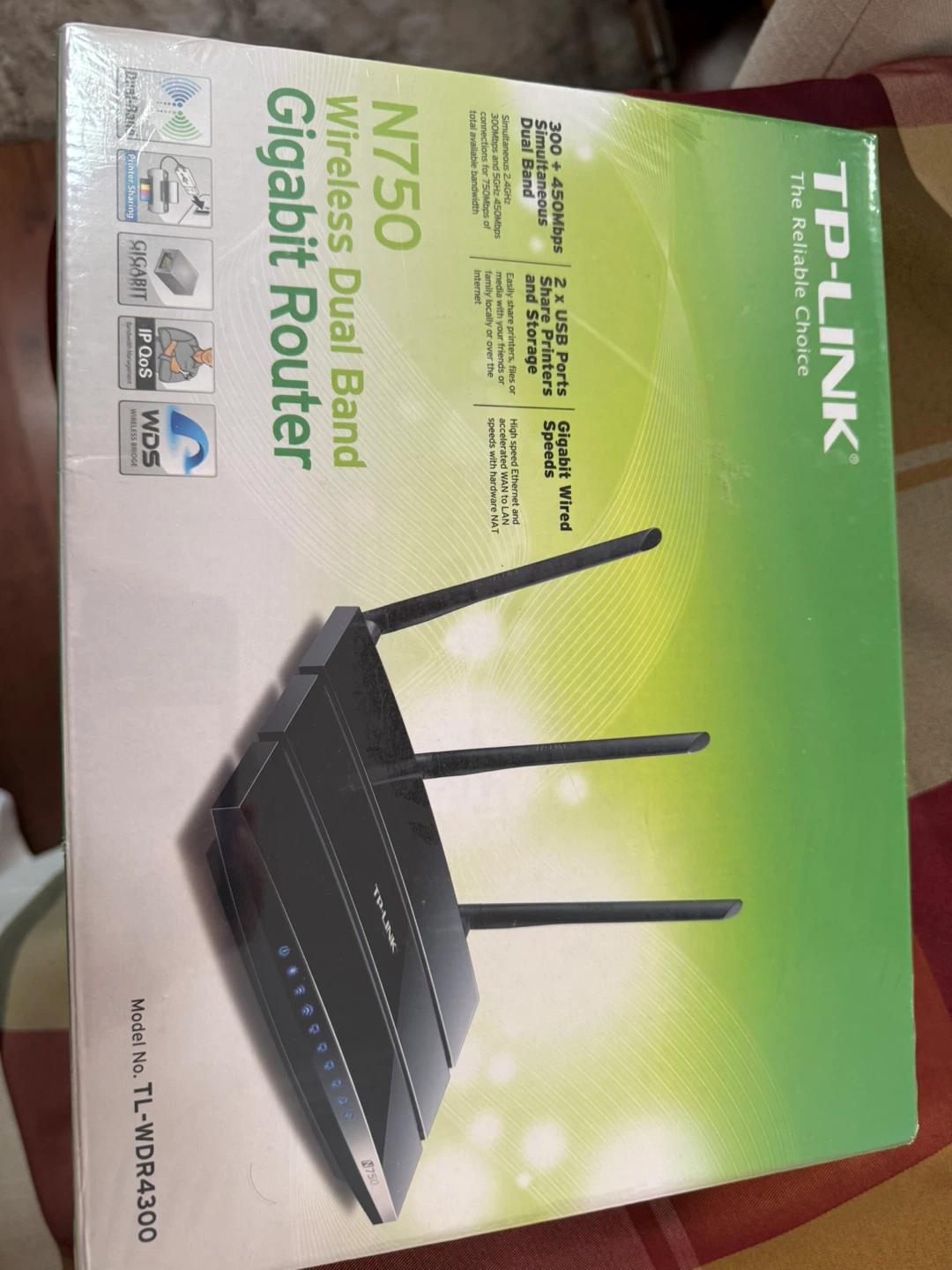 TP-Link N750 Wireless Dual Band Gigabit Router TL-WDR4300