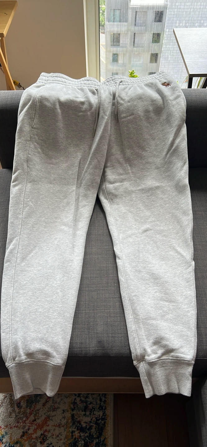 Men’s Abercrombie & Fitch Grey Fleece Sweatpants Size L
