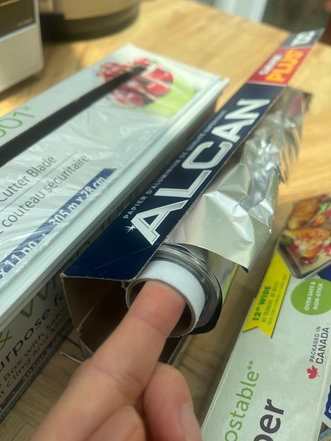 Alcan Premium Aluminum Foil & DuraCore Vinyl Gloves - photo 3