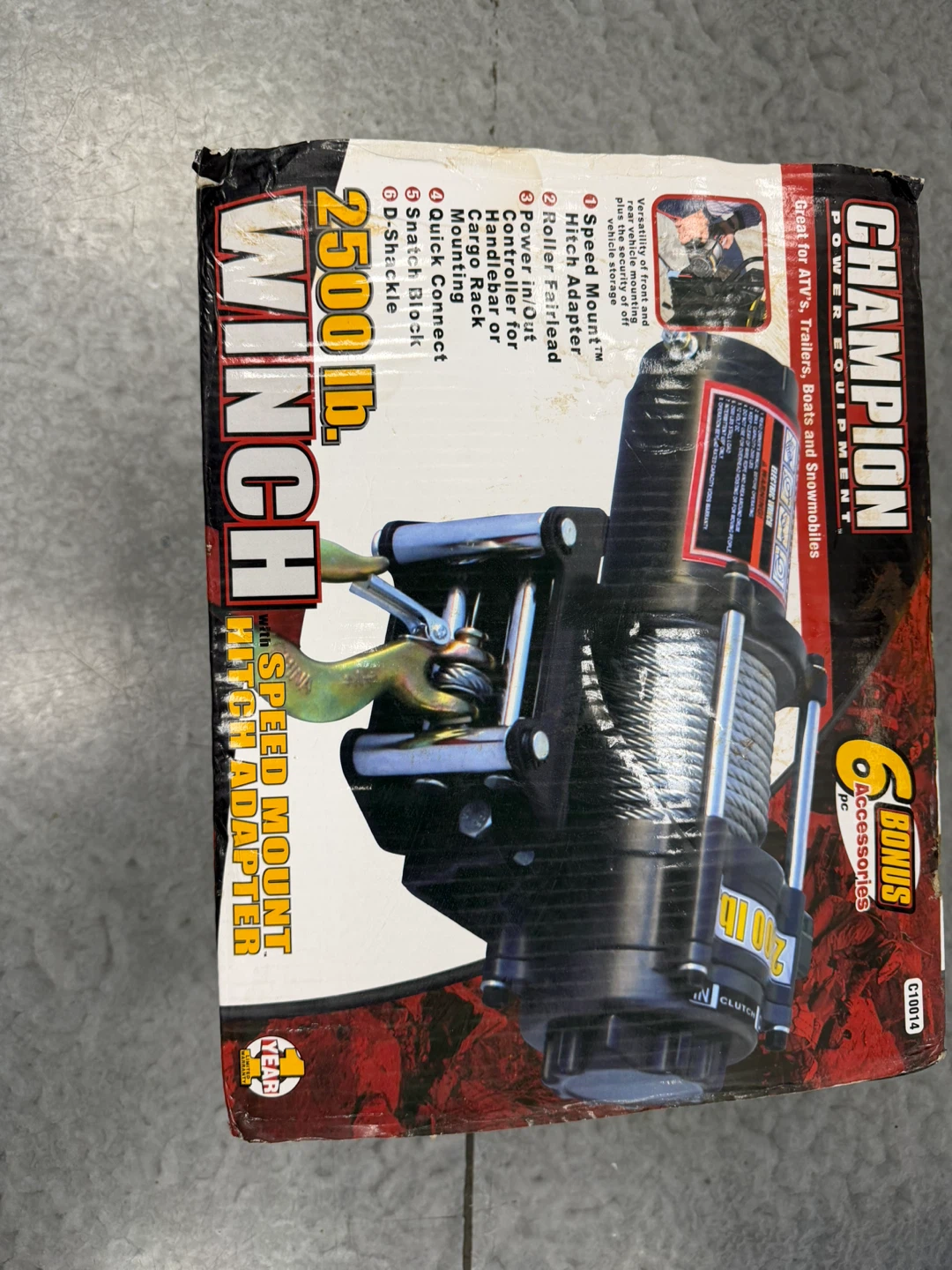 Champion 2500 lb Winch with Speed Mount Hitch Adapter - photo 2