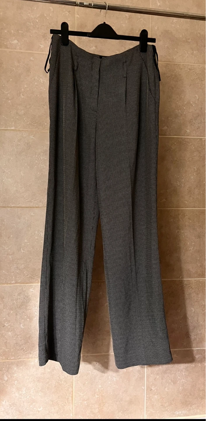 Jones New York Collection Grey Striped Pants Size 8
