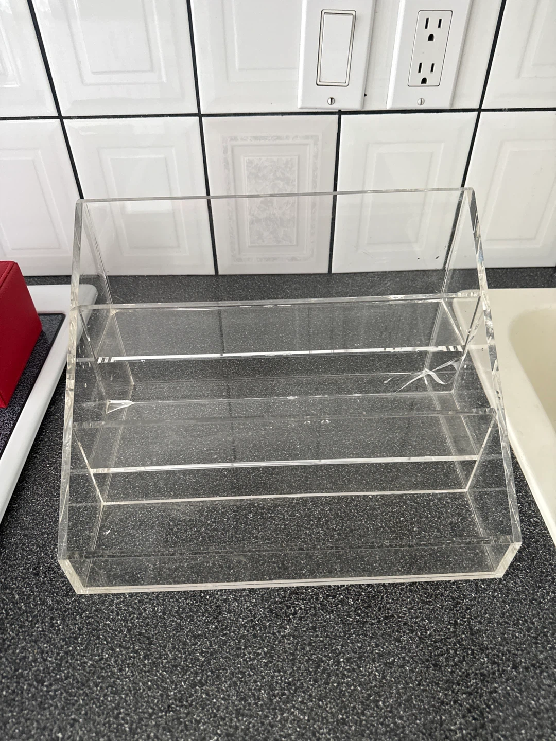 Acrylic tiered display stand - photo 4