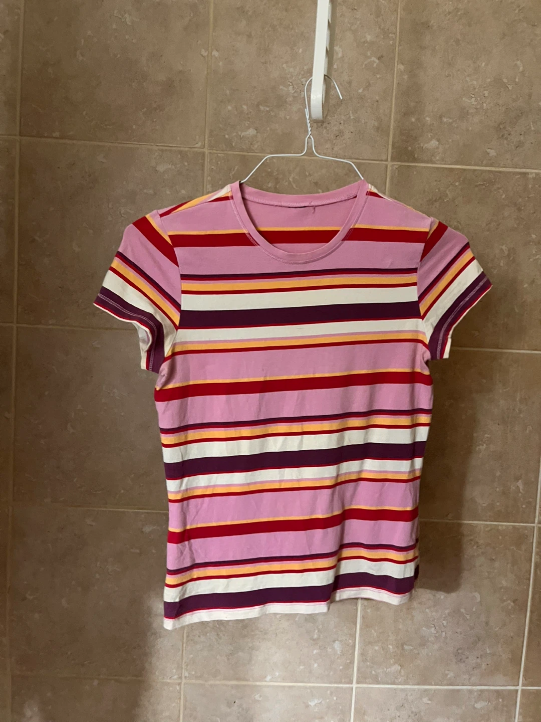 S size Stretch Pink Striped T-Shirt