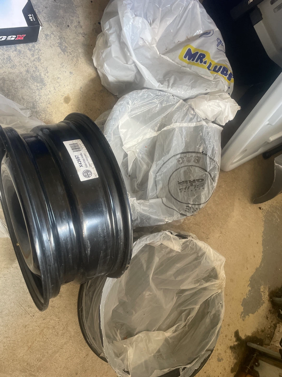Black Steel Wheel Rims x 4 - photo 2