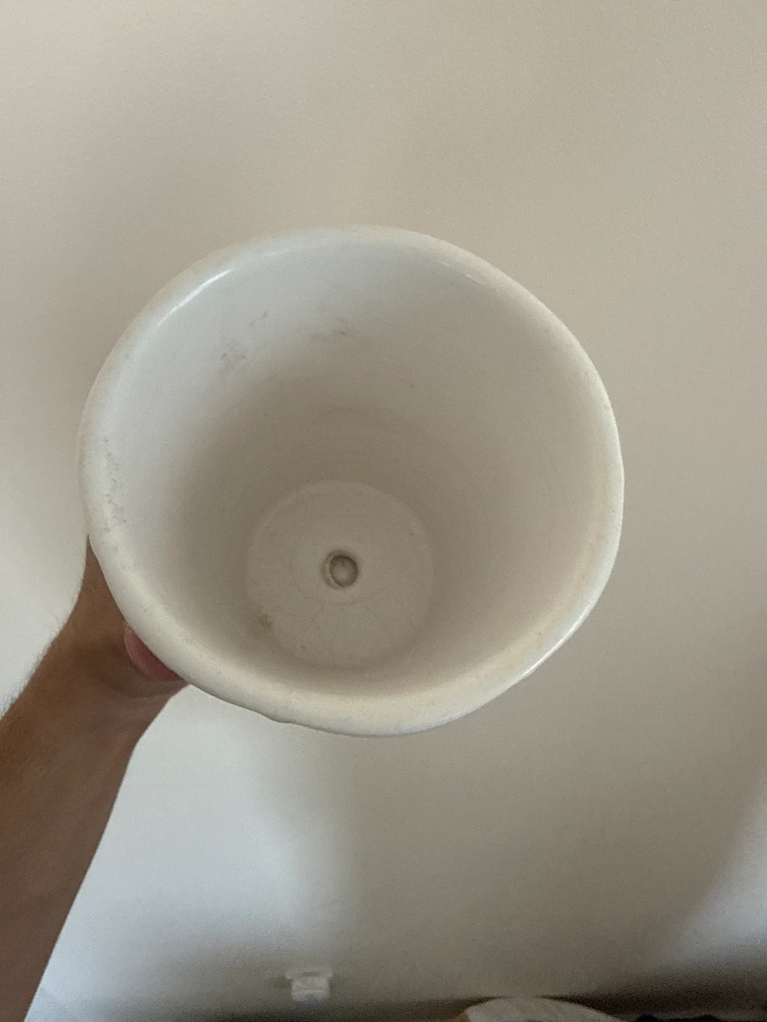 White Quilted Ceramic Planter with Saucer - photo 2