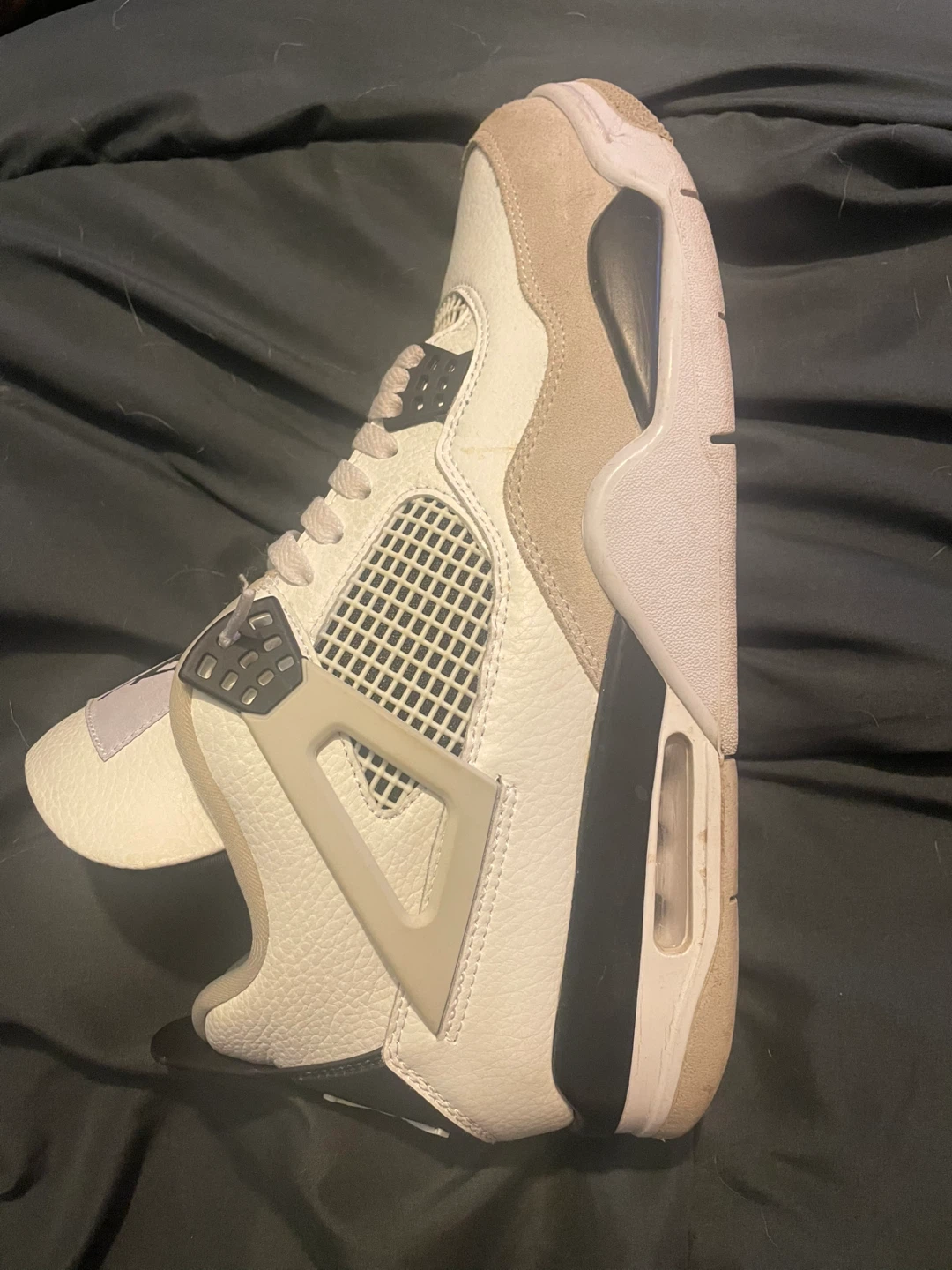 Air Jordan 4 Retro military blacks
