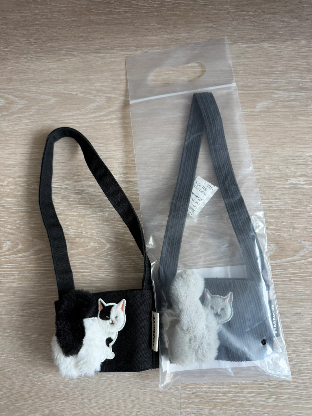 Starbucks Cat Drink Pouch Sleeve