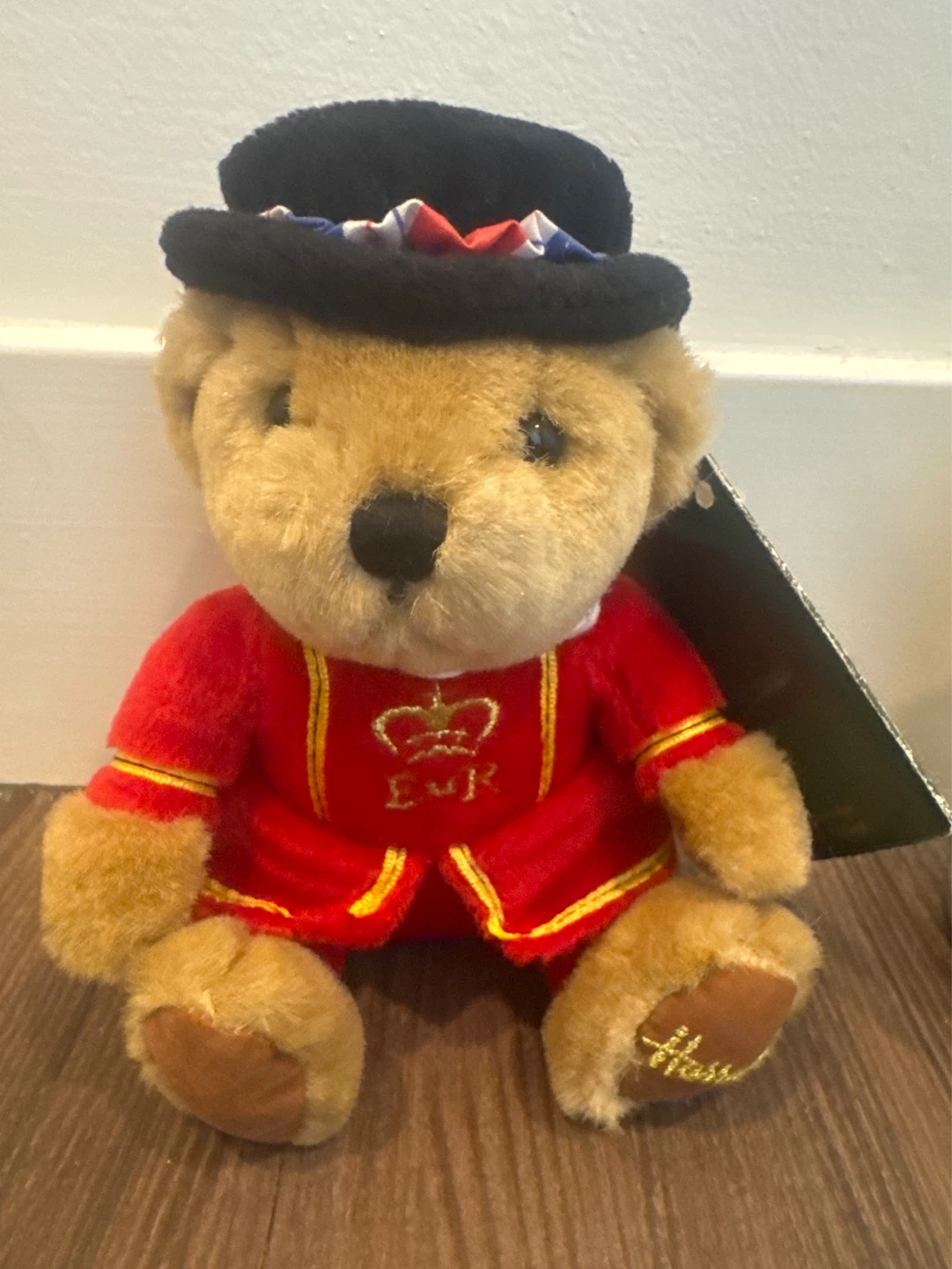 Harrods "E II R" Guard Teddy Bear - photo 5