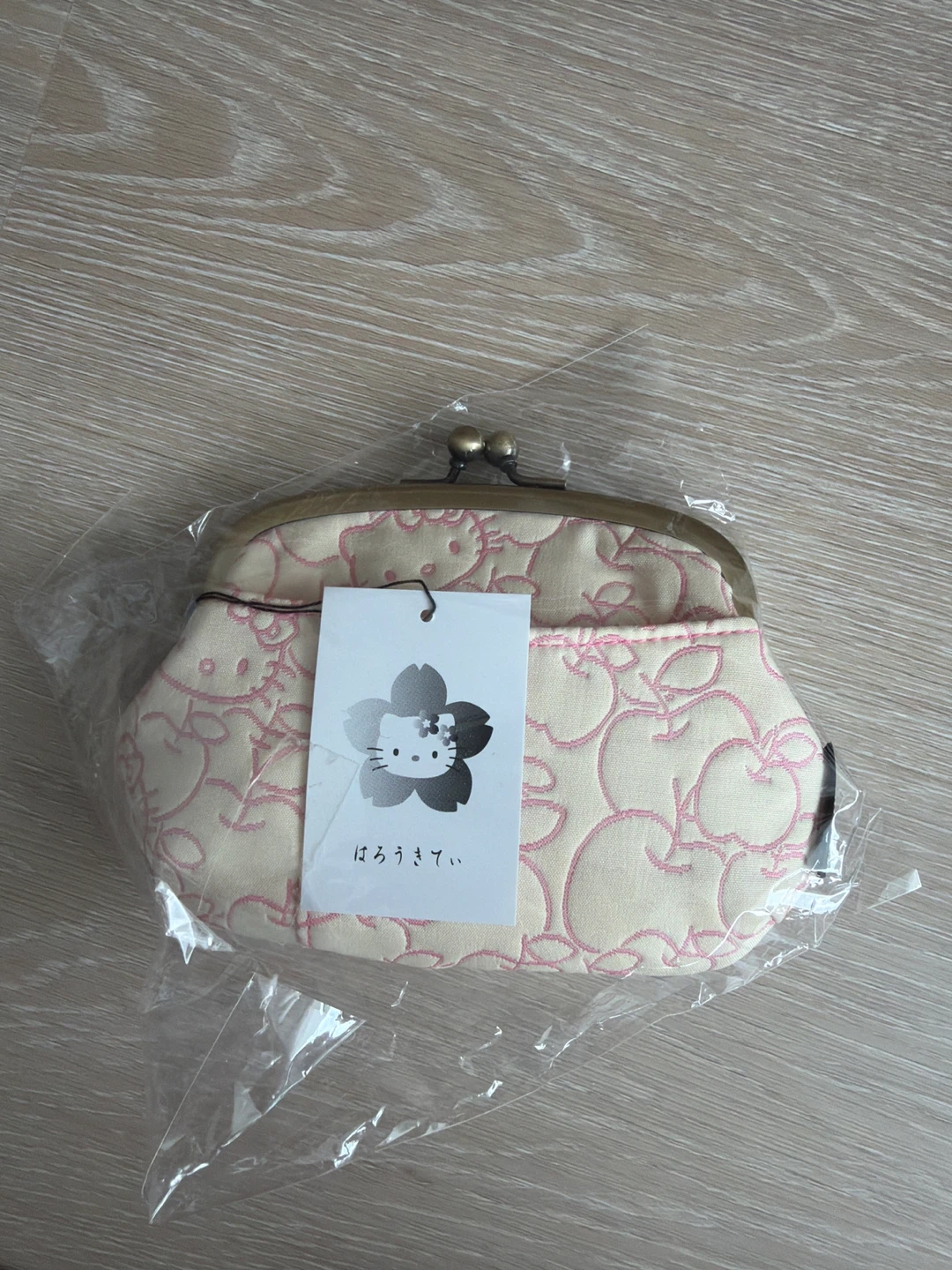 Kyoto exclusive💕Hello Kitty Coin Purse - photo 2