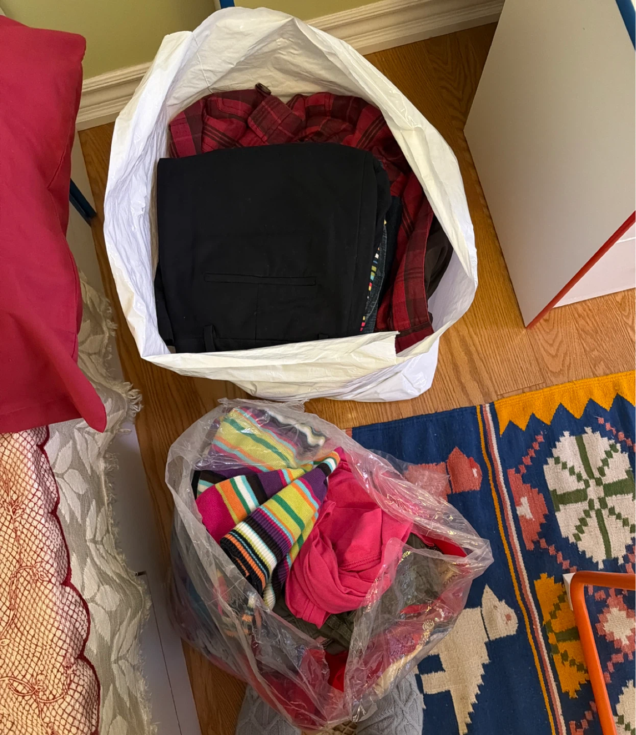 Bundle of kids' clothing - photo 2