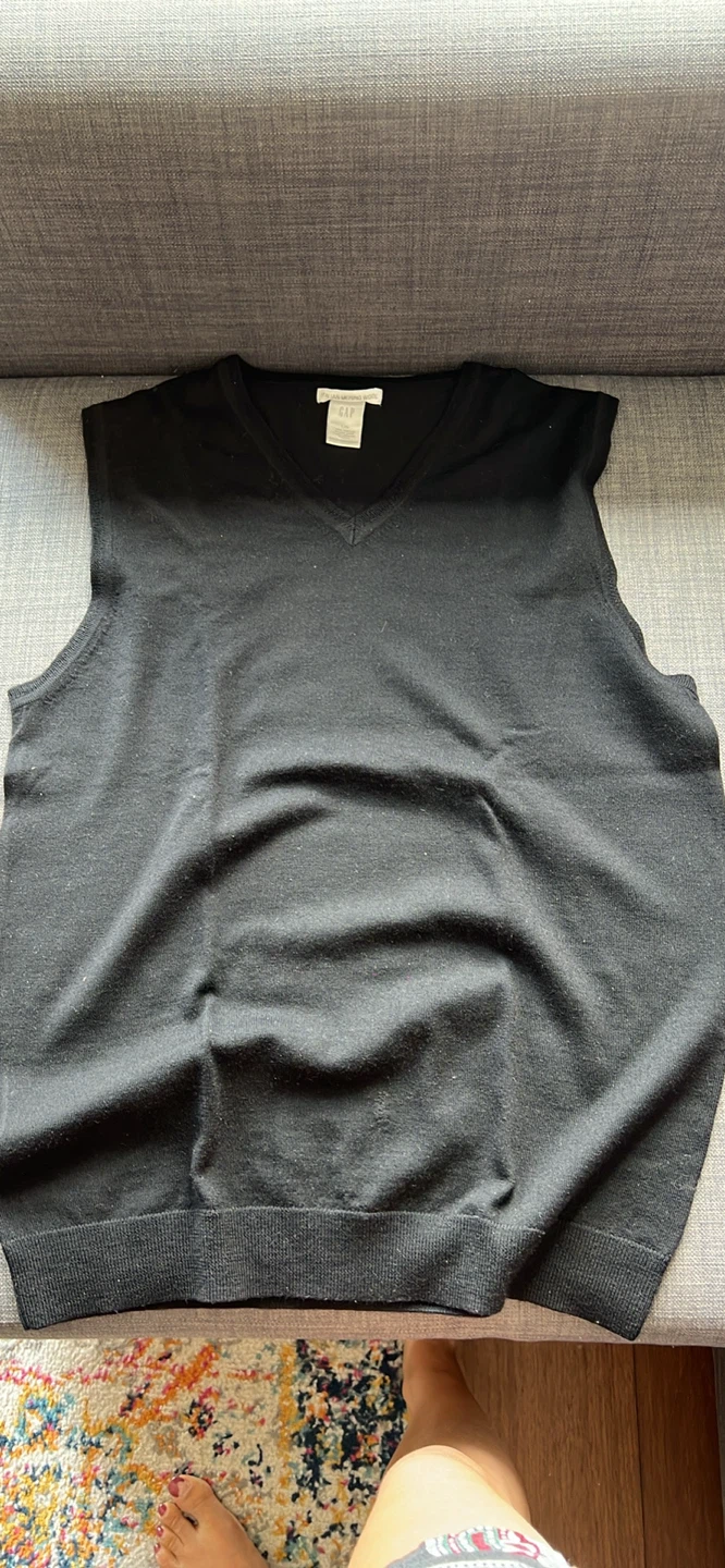 GAP Black Italian Merino Wool V-Neck Sweater Vest