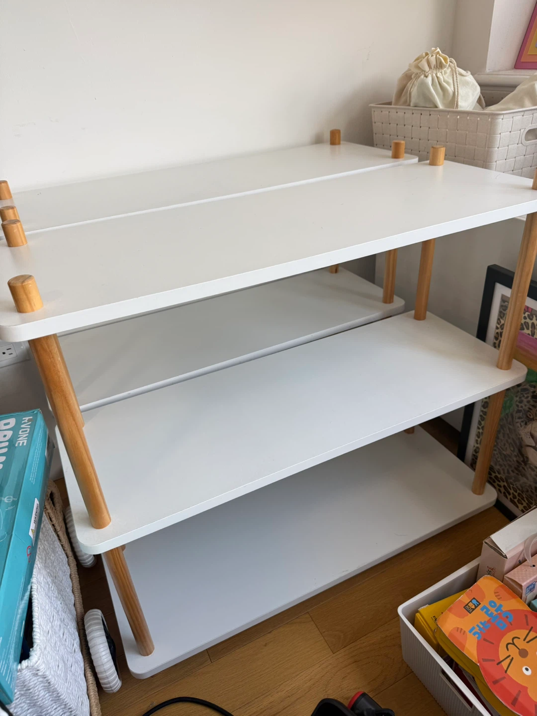 White 3-Tier Shelf with Wood Accents