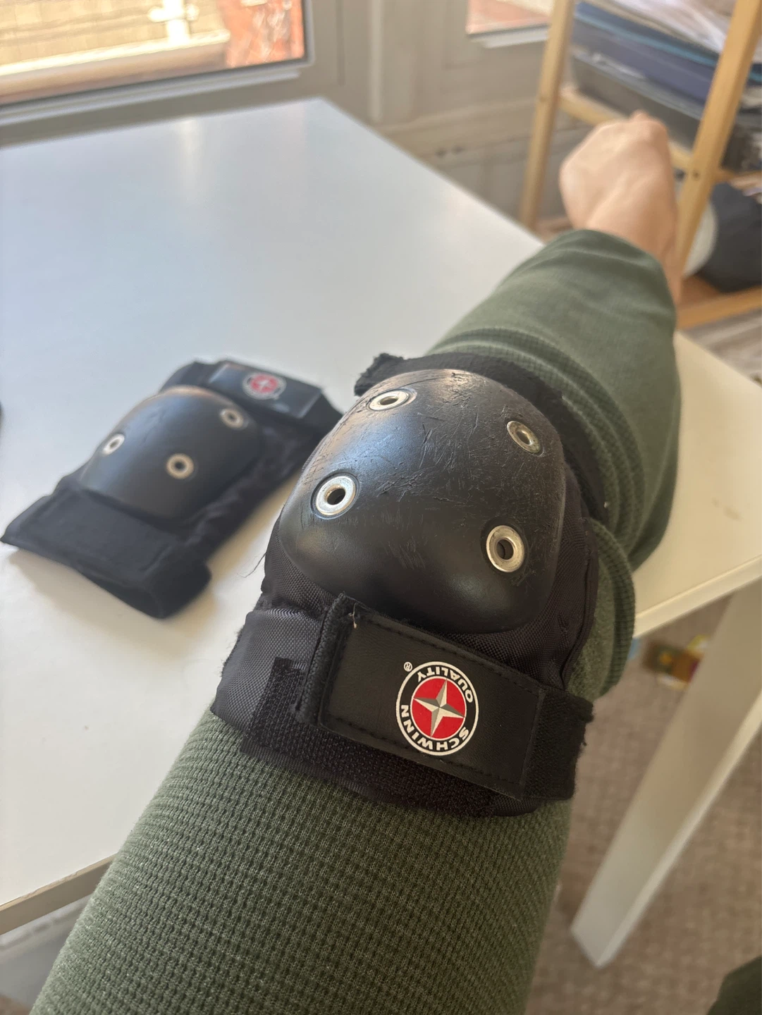 Schwinn Quality Knee and Elbow Pads - photo 3