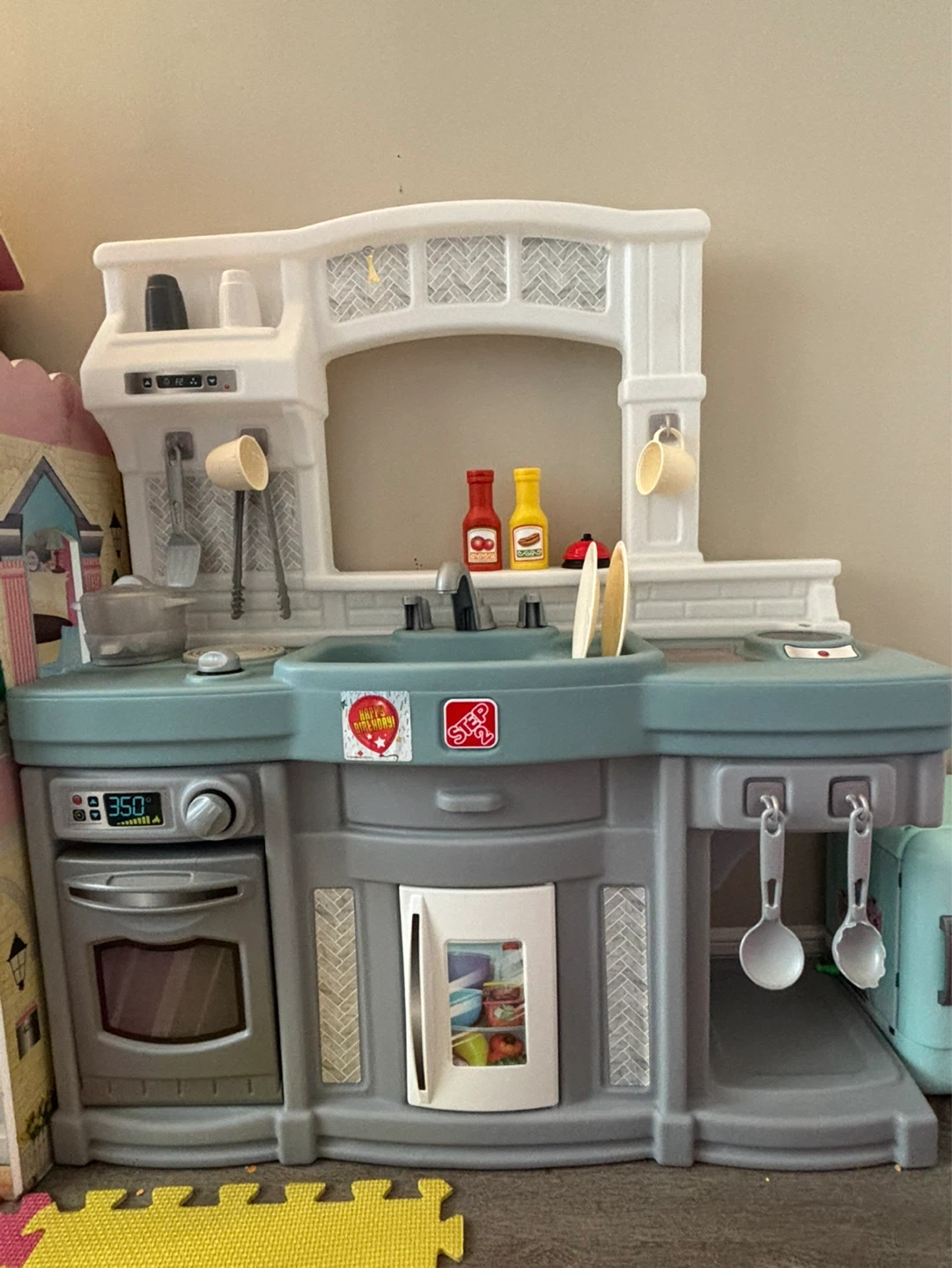 Step2 Kids Play Kitchen - photo 2