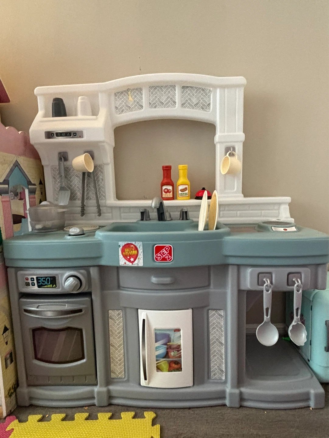 Step2 Kids Play Kitchen