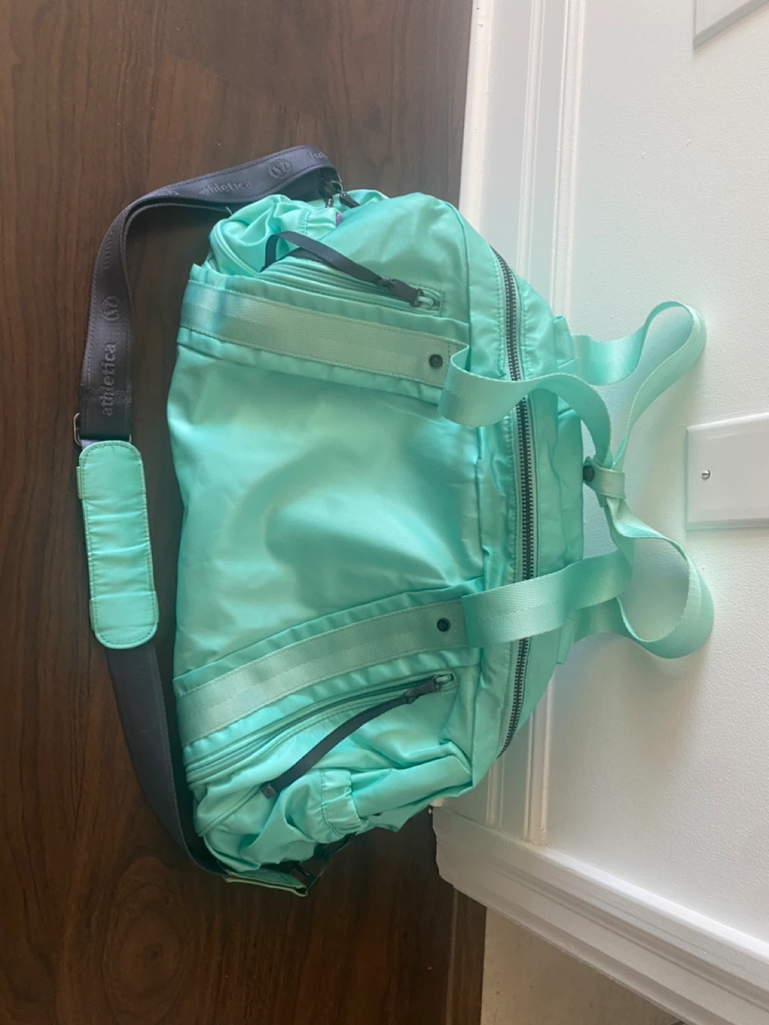 Lululemon Aqua Duffle Bag - photo 3