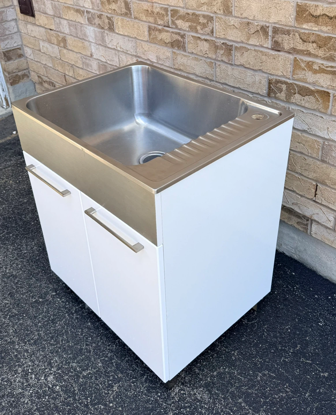 Laundry Sink - photo 2