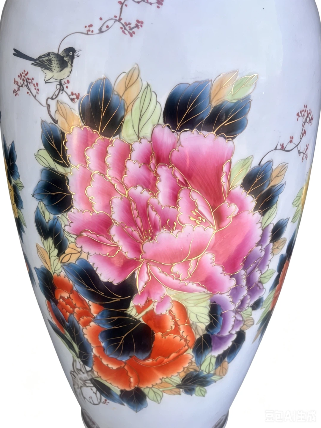 Large Porcelain Vase with Floral Design - photo 4