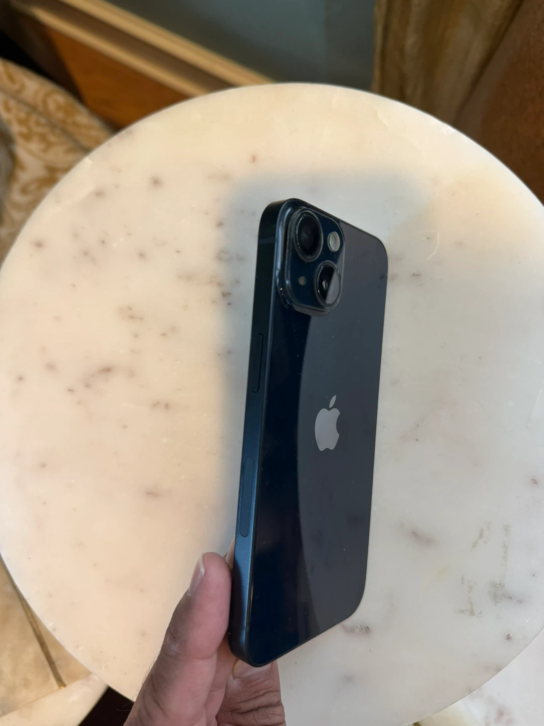 gently used Apple iPhone 14 - photo 2