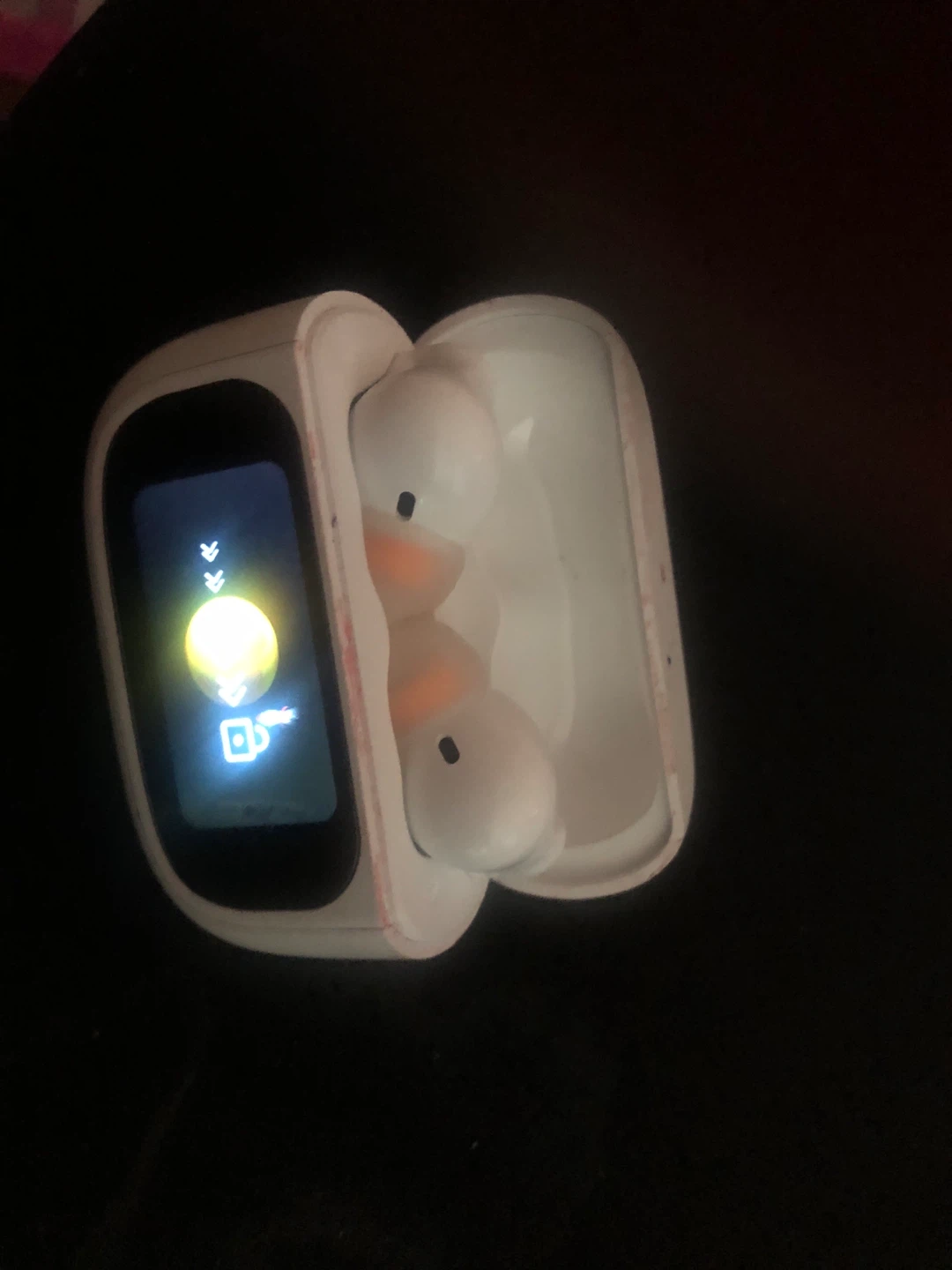 White Wireless Earbuds with Charging Case - photo 2