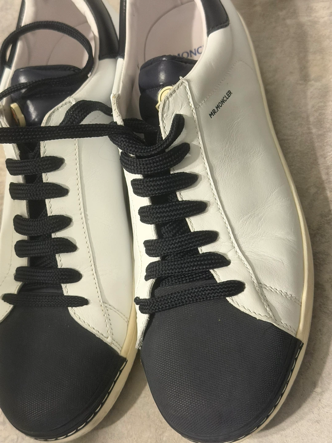 Moncler MR.MONCLER White & Black Leather Sneakers Size 43 - photo 4