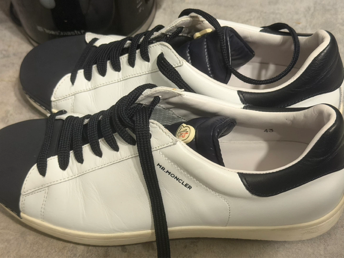 Moncler MR.MONCLER White & Black Leather Sneakers Size 43