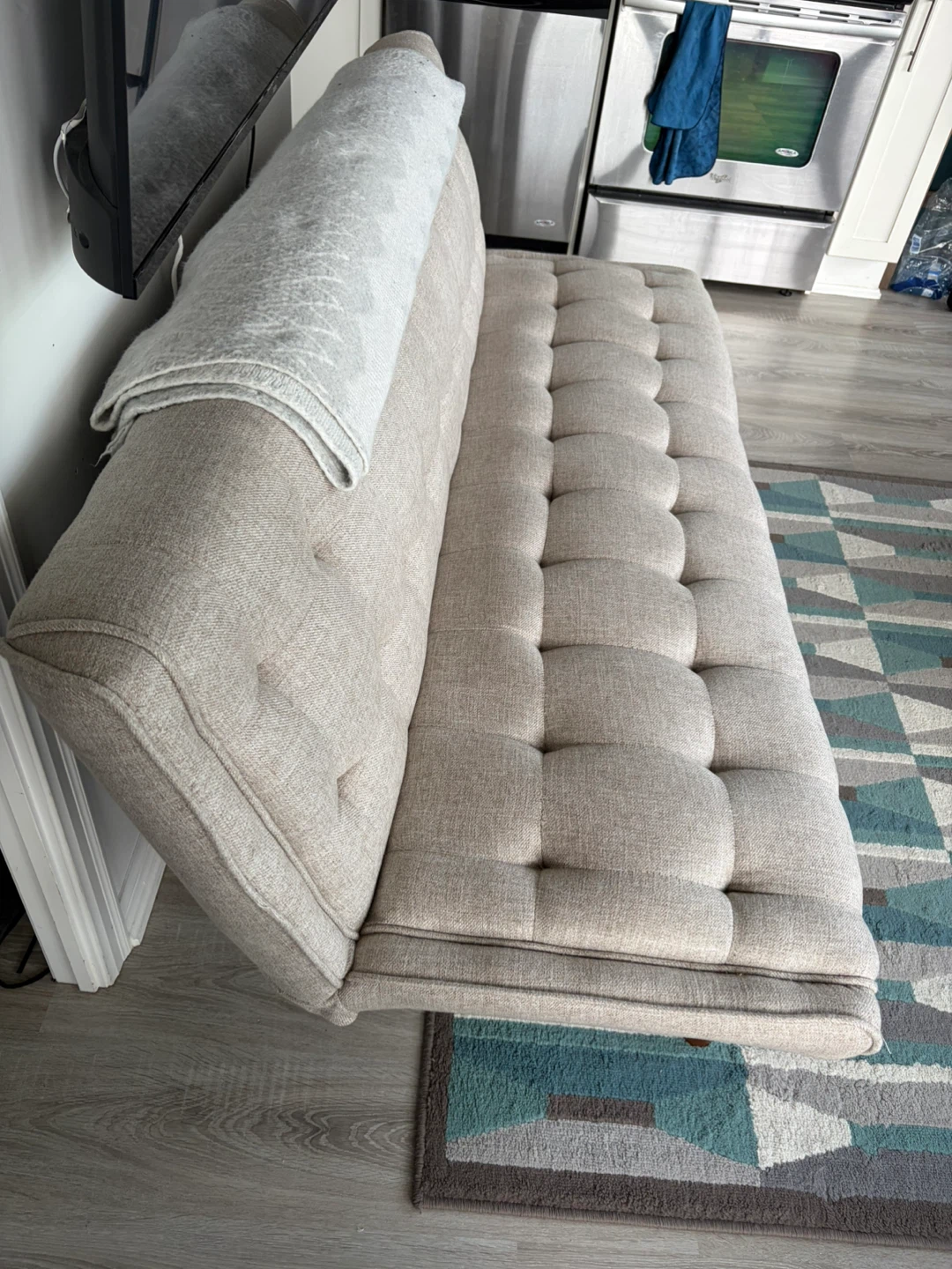 Grey Tufted Sofa Couch bed - photo 4