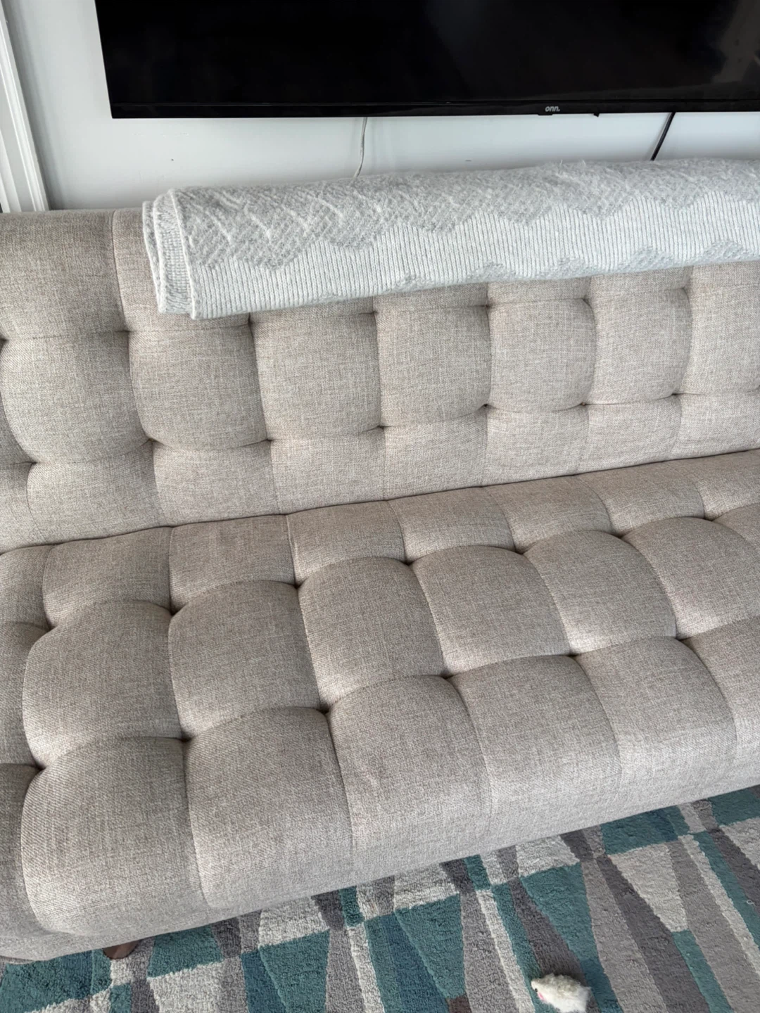 Grey Tufted Sofa Couch bed - photo 3