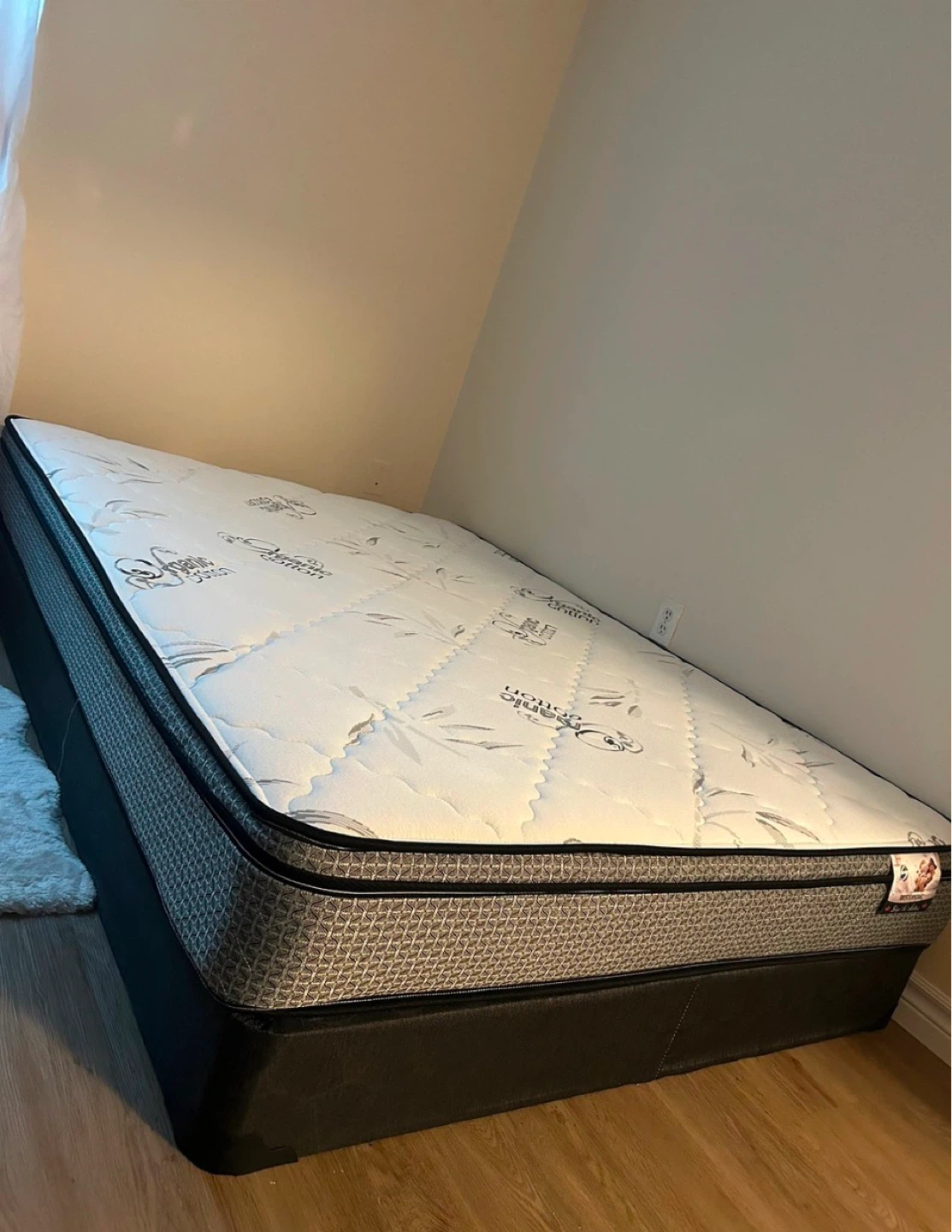 Box Bed minus mattress