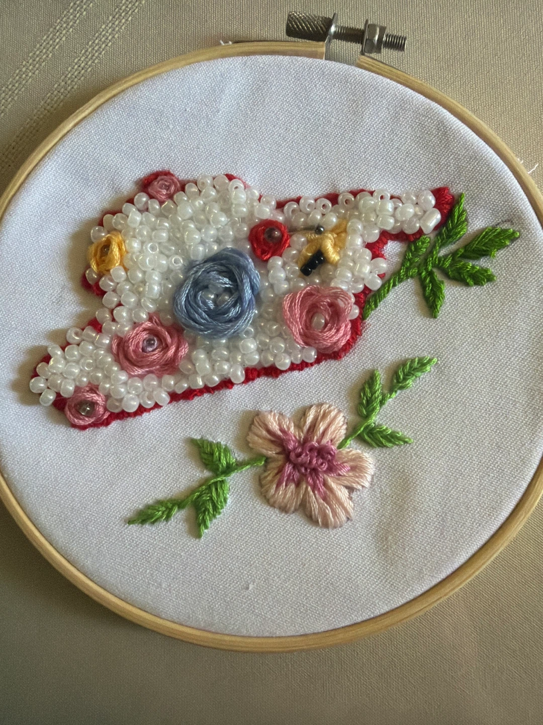Handmade Beaded Embroidery Hoop Art - photo 4