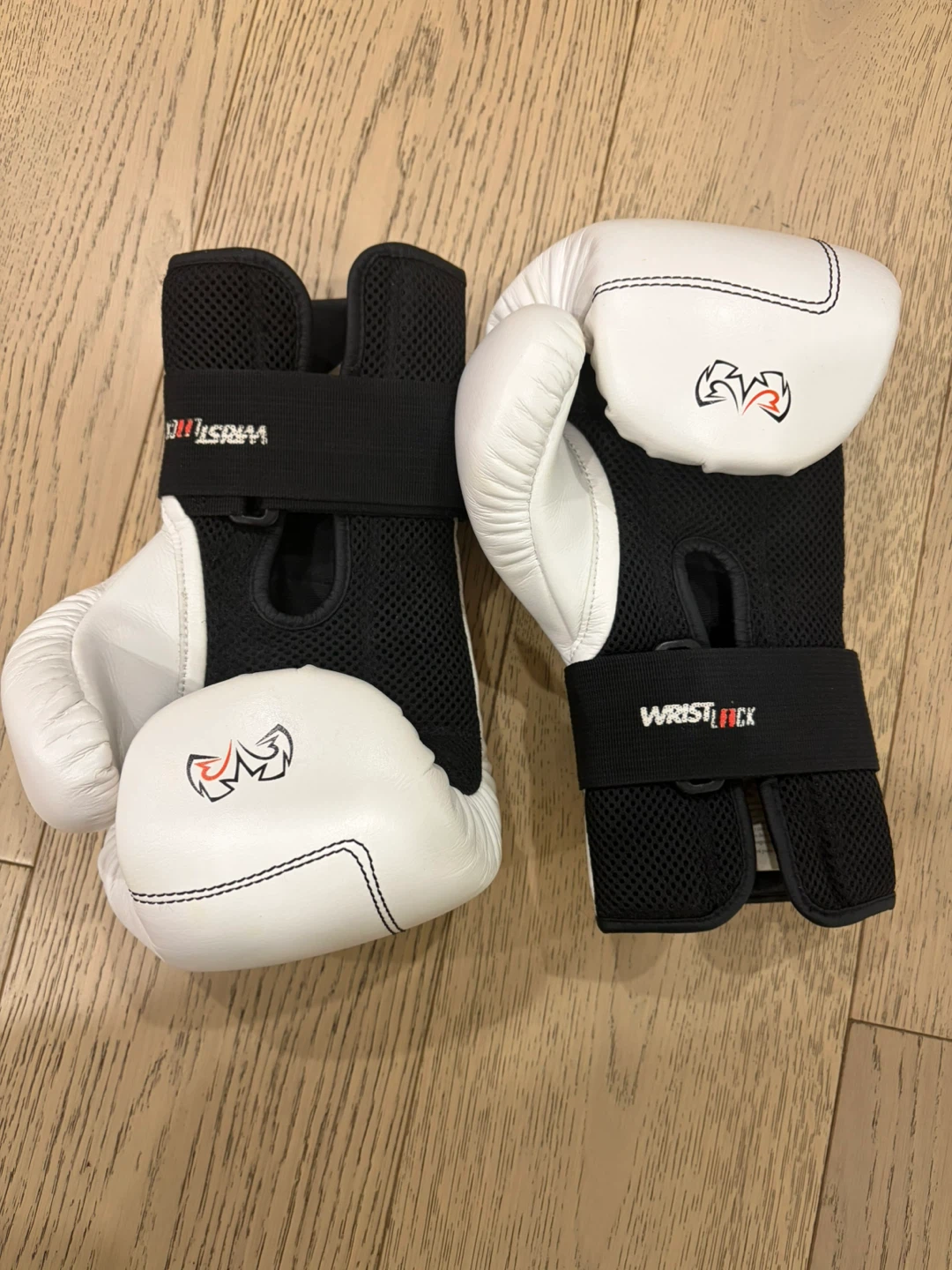 Rival RB1 Ultra Boxing Gloves 2.0 - photo 2