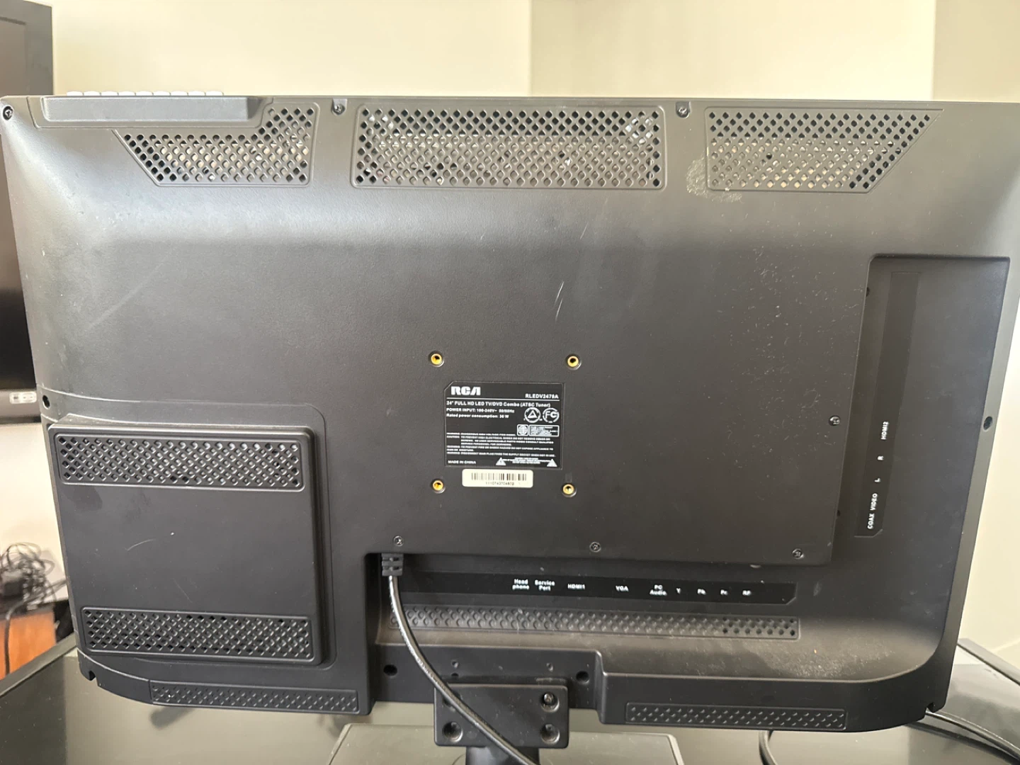 RCA 24" LED HDTV - photo 2