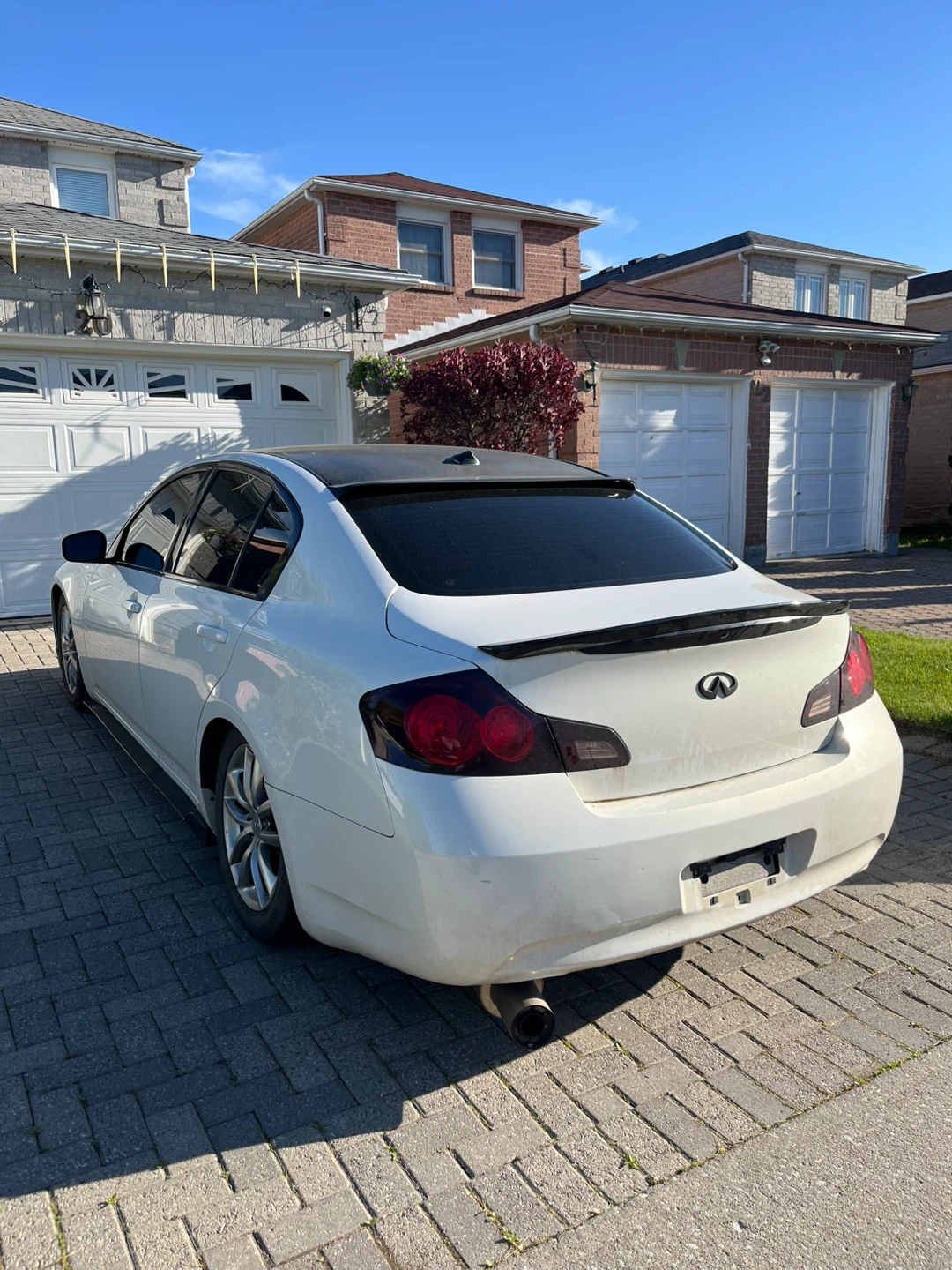 2009 Infiniti G37 - photo 2