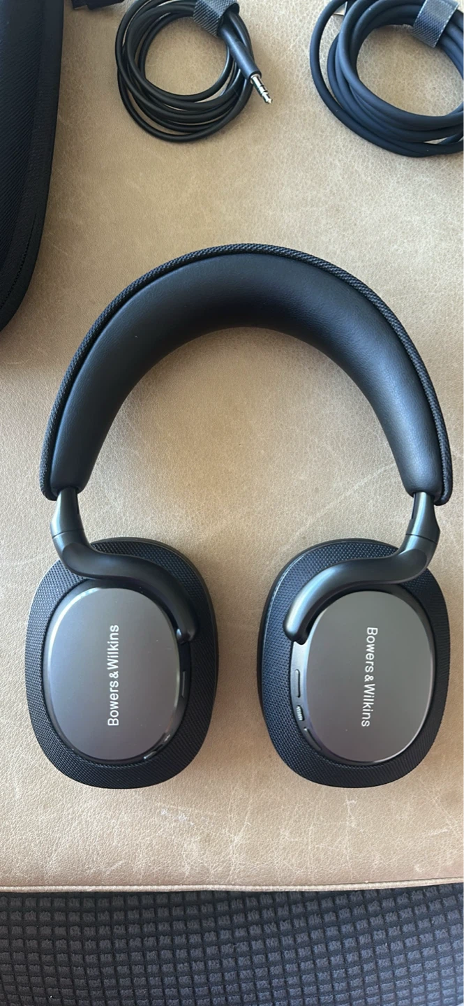 Bowers & Wilkins Px7 S2 Noise Cancelling Wireless Headphones - photo 3