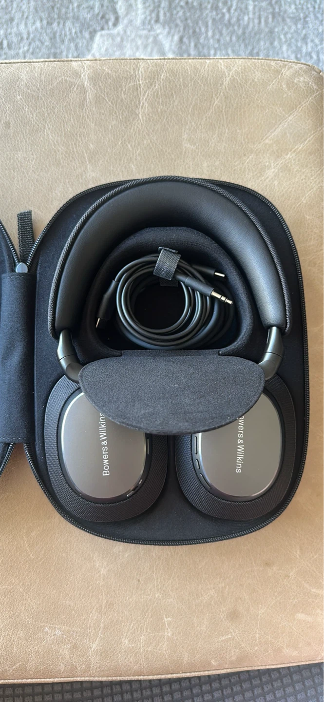 Bowers & Wilkins Px7 S2 Noise Cancelling Wireless Headphones - photo 2
