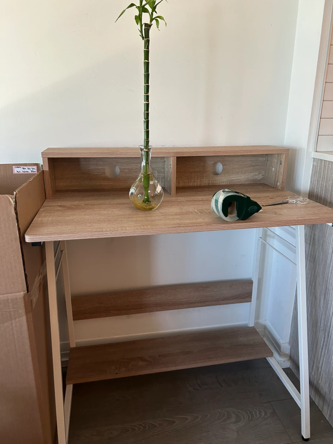 [Free]Compact Desk with Storage Shelf