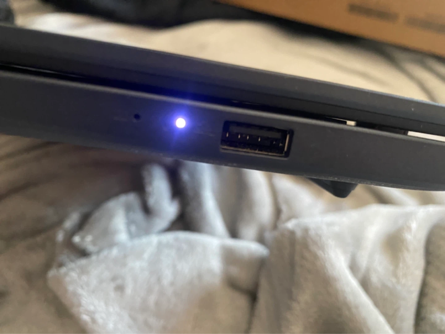 ASUS Vivobook Laptop 16" 16GB RAM 1TB SSD - photo 3
