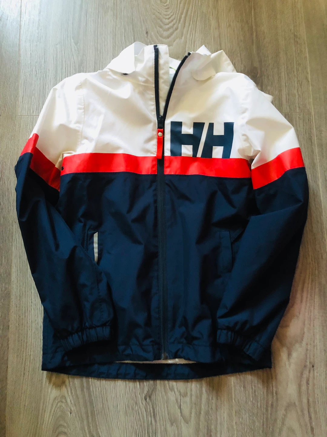 Helly Hansen Jacket (Kids Medium)