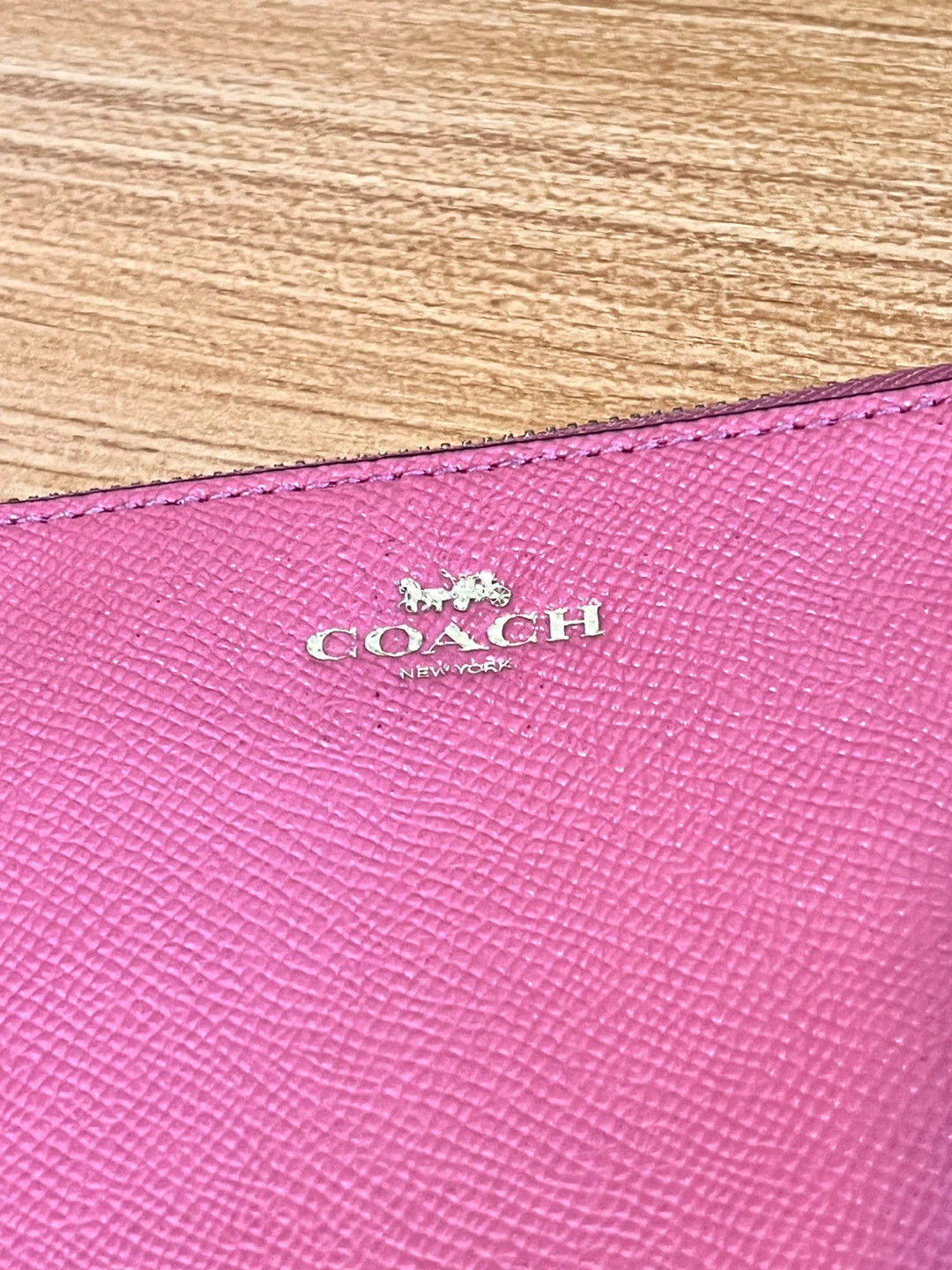 Coach Pink Leather Wristlet - photo 3