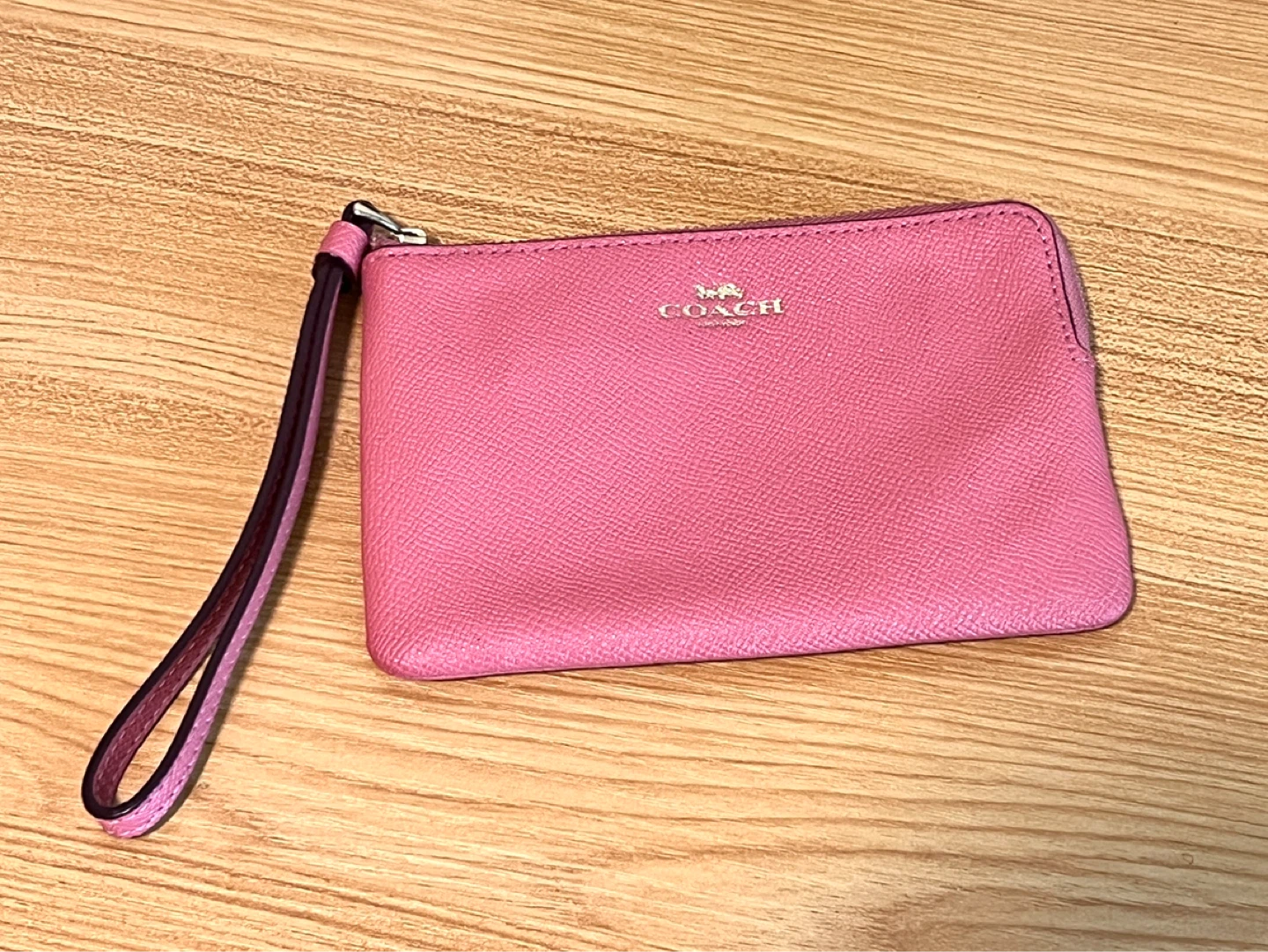 Coach Pink Leather Wristlet - photo 2