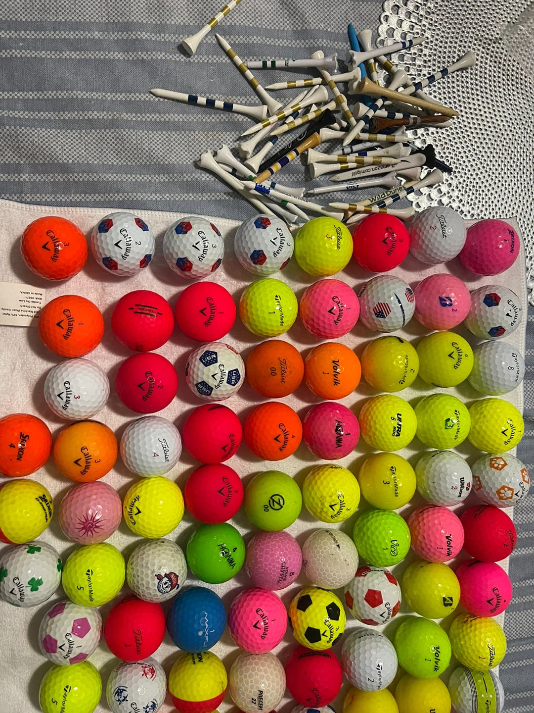 Assorted Golf Balls and Tees como nuevo 107 vola - photo 3