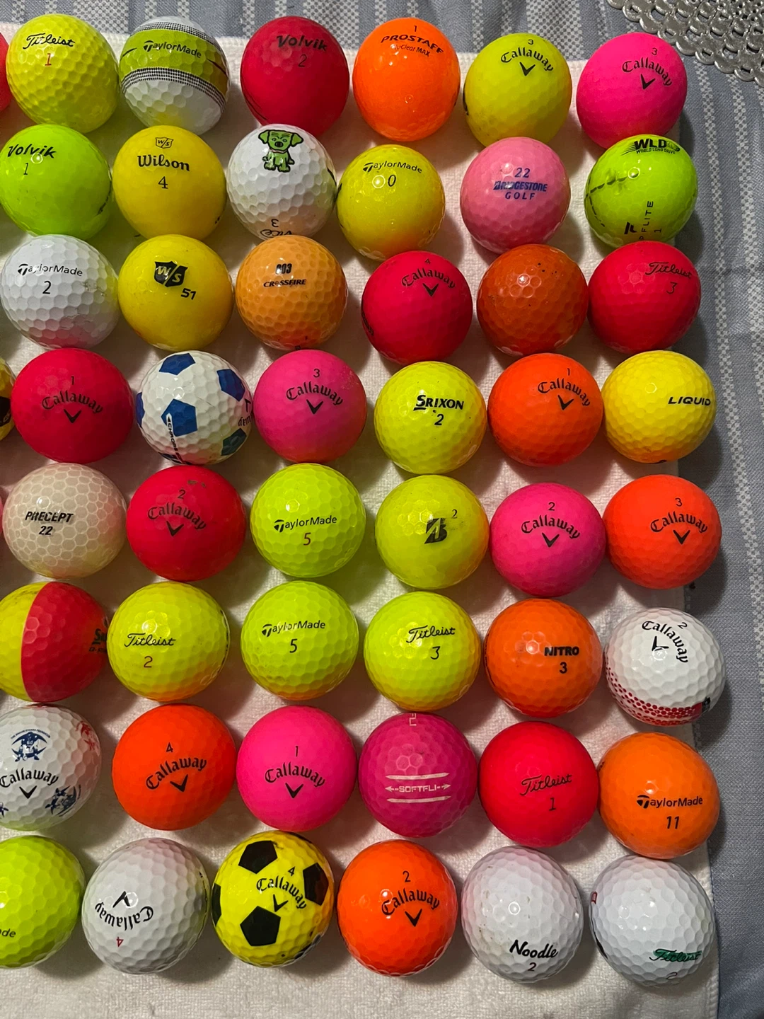 Assorted Golf Balls and Tees como nuevo 107 vola - photo 2