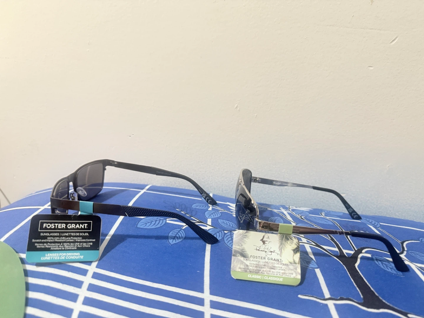 Foster Grant Sunglasses (2 Pairs)