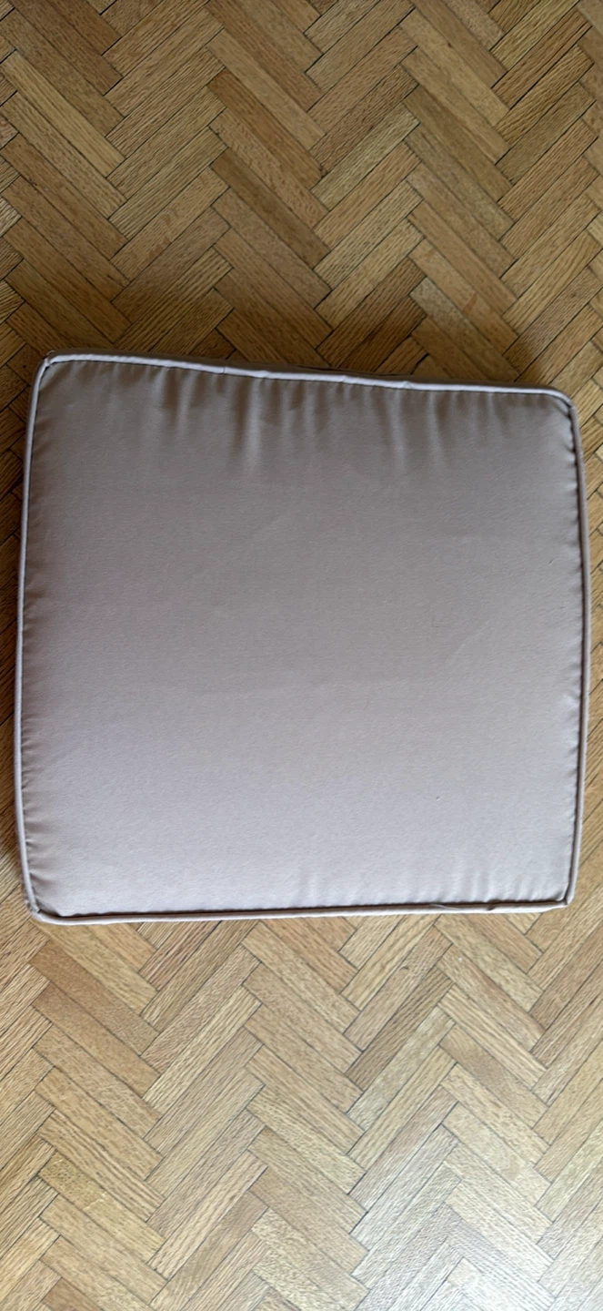 Light Beige Outdoor Cushion - photo 2