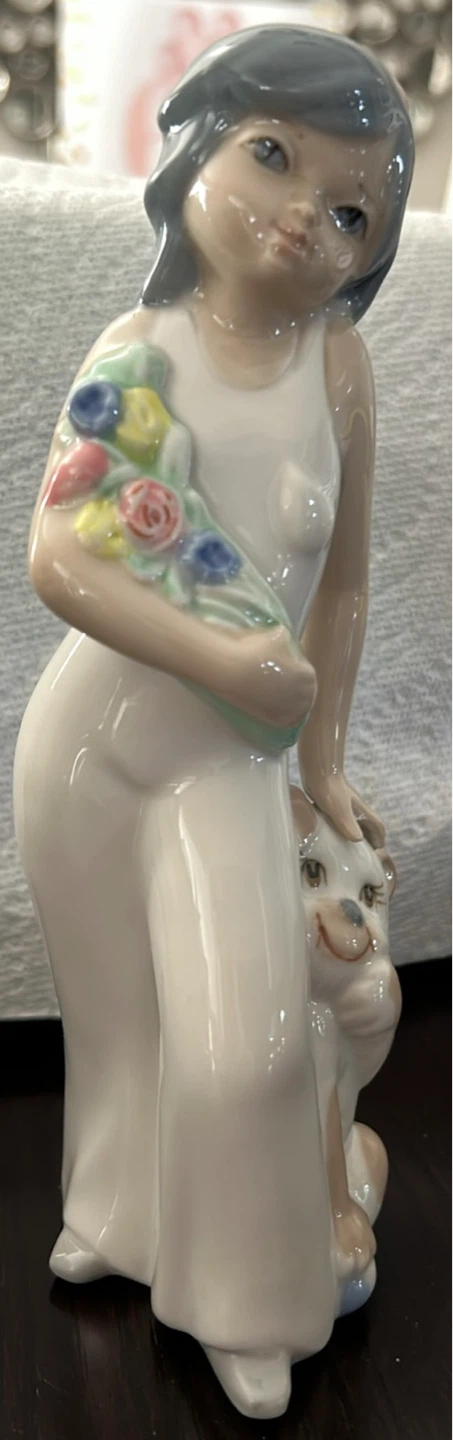 Casades Porcelain Figurine Woman with Dog