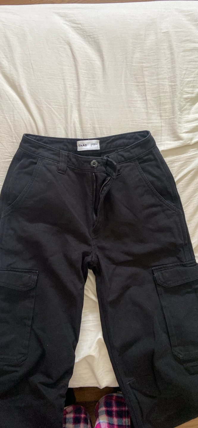 Women’s 3 Black Cargo Pants